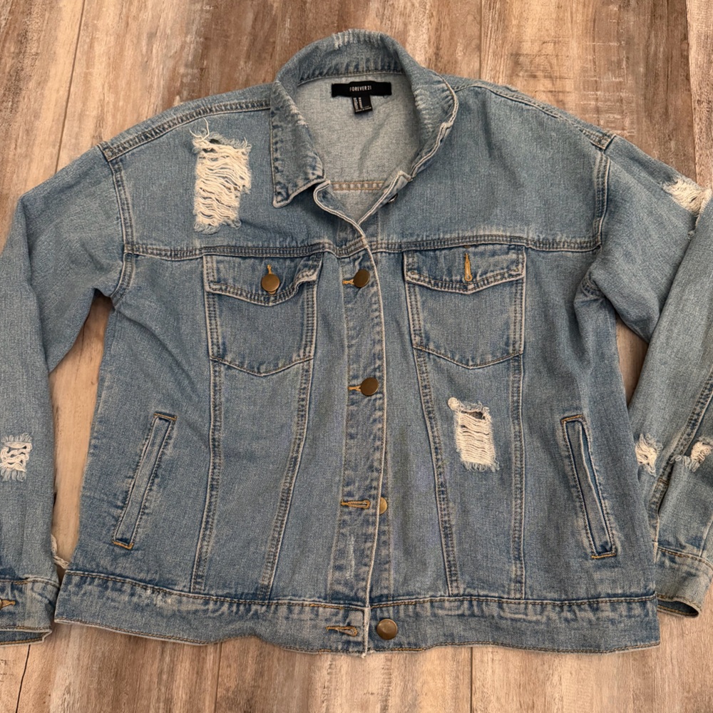 Forever 21 Vintage women’s distressed denim jacket, size medium
